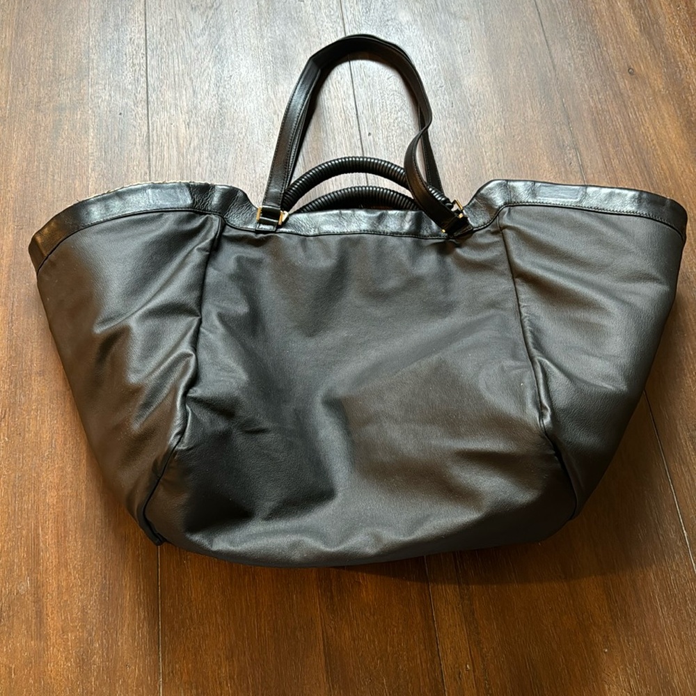 Cuyana Raffia Tote - Picture 10 of 16